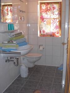 Koupelna v ubytování Haus Einstein