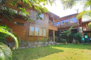 Gallery image of Brushwood Villa- Cottages and Bar in Palolem