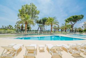 Πισίνα στο ή κοντά στο Sunlight Properties - "Kahlua" - Cannes - Sea front