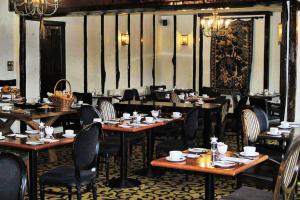 Restoranas ar kita vieta pavalgyti apgyvendinimo įstaigoje Mercure Stratford Upon Avon Shakespeare Hotel