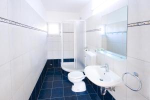 Koupelna v ubytování Apartments Kala mendula + 22 fotografií