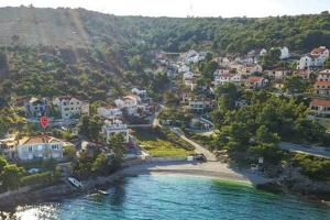Φωτογραφία από το άλμπουμ του Beach Apartment Viktor 2 σε Postira +13 φωτογραφίες