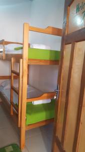 Palanda nebo palandy na pokoji v ubytování Helecho's Hostal