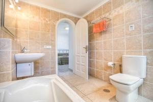 Kúpeľňa v ubytovaní Villa Bianchi + 5 fotografií