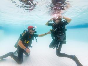 Hosté ubytování Paradise Beach Resort, Koh Samui - SHA Extra Plus