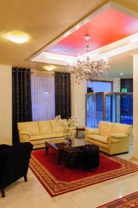 A seating area at Hotel Pappas