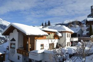 Appartements Am Burgsee v zime