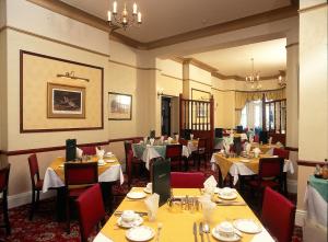 Restoran atau tempat lain untuk makan di White Heather Hotel
