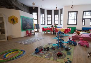 Dětský klub v ubytování Family Hotel Schloss Rosenegg