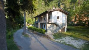 Фотография из галереи Glamping Resort Rio Vantone в городе Кроне +176 фотографий