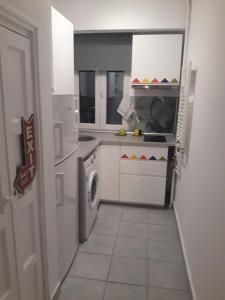 Victoria Avenue Apartment