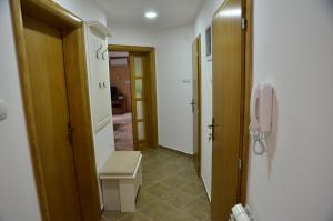 Ein Badezimmer in der Unterkunft Apartmani Milošević