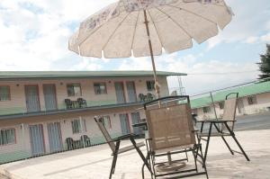Balkón nebo terasa v ubytování Sunset Motel