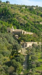 a village on the side of a mountain at Casa Annunziata, Borgo e mare a Badolato in Badolato