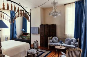 Ruang duduk di Hotel Peter and Paul, an Ash Hotel