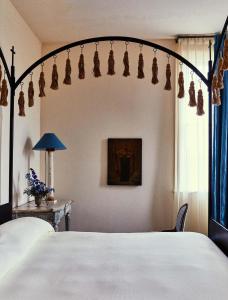 Katil atau katil-katil dalam bilik di Hotel Peter and Paul, an Ash Hotel