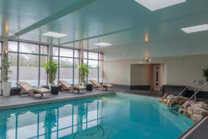 Bazén v ubytování Radisson BLU Hotel and Spa, Limerick nebo v jeho okolí