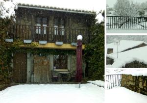 una casa cubierta de nieve con una puerta de madera en La Luciérnaga, en Sorihuela