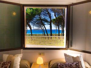 Zdjęcie z galerii obiektu Apartment in Sanxenxo with Ocean View w mieście Sanxenxo