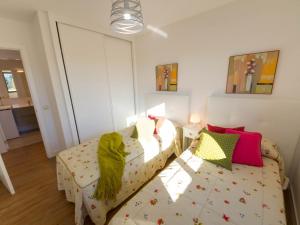 Zdjęcie z galerii obiektu Apartment in Sanxenxo with Ocean View w mieście Sanxenxo