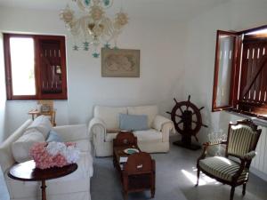 Imagem da galeria de Nel Sole di Daniel em San Felice Circeo mais 18 fotografias