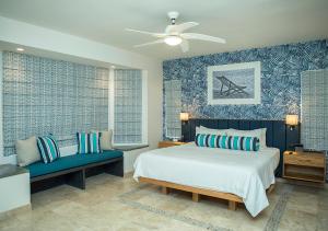 Postel nebo postele na pokoji v ubytování Corazón Cabo, a Noble House Resort + 113 fotografií