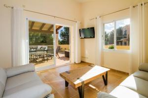 A seating area at Villa del Mar