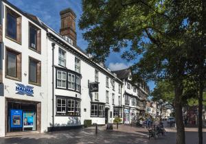 Gallery image of The Swan Hotel, Stafford, Staffordshire in Stafford