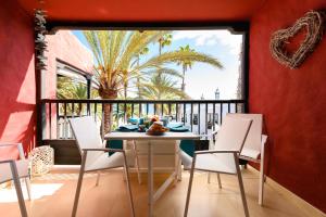 Gallery image of Luxury Bungalow Seaview - Sun Club Maspalomas in San Bartolomé