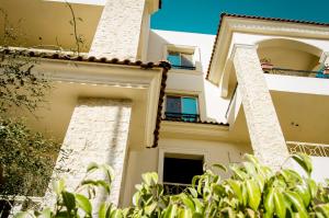 Το κτήριο όπου στεγάζεται  το διαμέρισμα