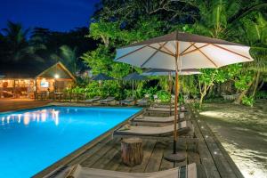 Bazen v nastanitvi oz. blizu nastanitve Bliss Hotel Praslin