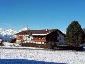 겨울의 Barschtlerhof