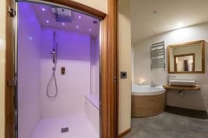 Ett badrum på Hotel Firenze