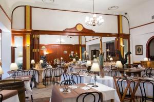 En restaurang eller annat matställe på Le Domaine de Rouffach