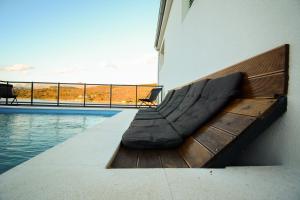 Fotografie z fotogalerie ubytování Holiday house in Meka Draga 36082 v destinaci Anić