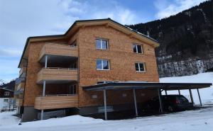 Nespecifikovaný výhled na hory nebo výhled na hory při pohledu z aparthotelu