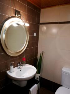 Kúpeľňa v ubytovaní Casa Rural Balcón del Camino Viejo