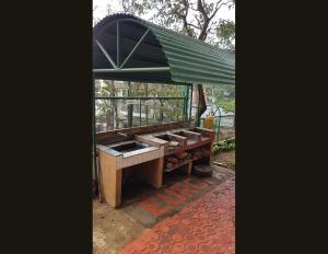 Φωτογραφία από το άλμπουμ του HOMESTAY DE MARQS - STYLISH and SPACIOUS 3 BEDROOM VACATION HOME σε Baguio +48 φωτογραφίες
