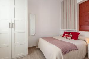 Łóżko lub łóżka w pokoju w obiekcie Centro, 3BD y 2BA, 1min Catedral, duplex de lujo