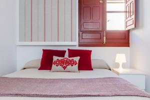 Łóżko lub łóżka w pokoju w obiekcie Centro, 3BD y 2BA, 1min Catedral, duplex de lujo