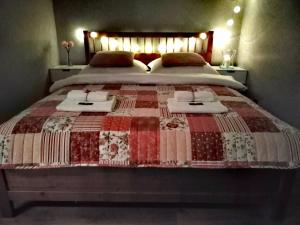 
Łóżko lub łóżka w pokoju w obiekcie Apartamenty no3
