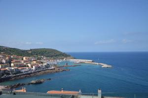 Gallery image of Castelsardo Miramare 10 - 6 posti in Castelsardo +54 photos