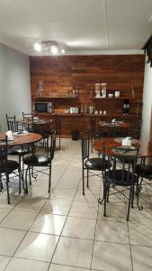Restaurace v ubytování African Sands Guesthouse LOAD SHEDDING FREE