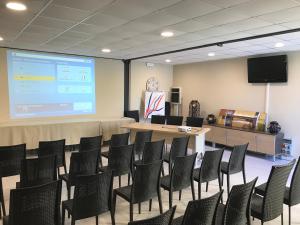 The business area and/or conference room at Hotel Milazzo