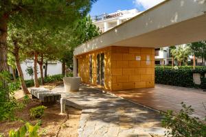 Vonkajšia záhrada v ubytovaní Alamar apartment in La Cala de Mijas by Costarentals - Ref 38