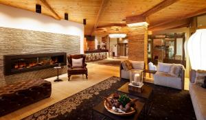 Posezení v ubytování Hotel Piz Buin Klosters
