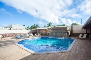 Bazén v ubytování Barravento Praia Hotel nebo v jeho okolí