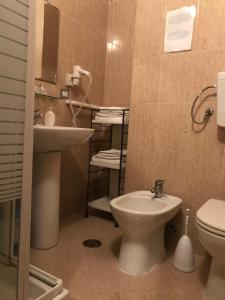 Kúpeľňa v ubytovaní B&B Sansevero Naples + 37 fotografií