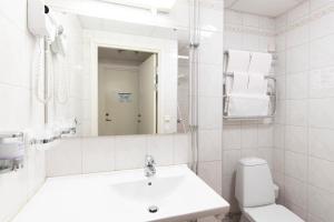 Koupelna v ubytování Hotell Siesta + 37 fotografií