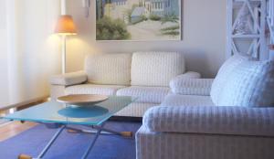 Posedenie v ubytovaní Beach & Golf seafront house Campoamor Alicante